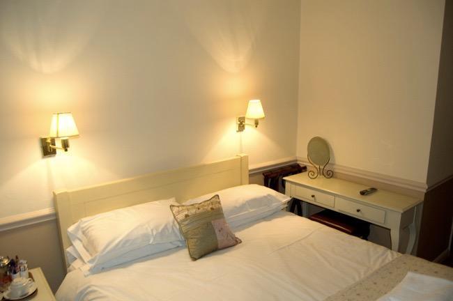 Whyte Harte Hotel Redhill  Dış mekan fotoğraf
