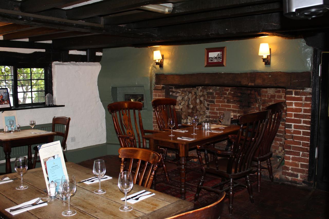 Whyte Harte Hotel Redhill  Dış mekan fotoğraf