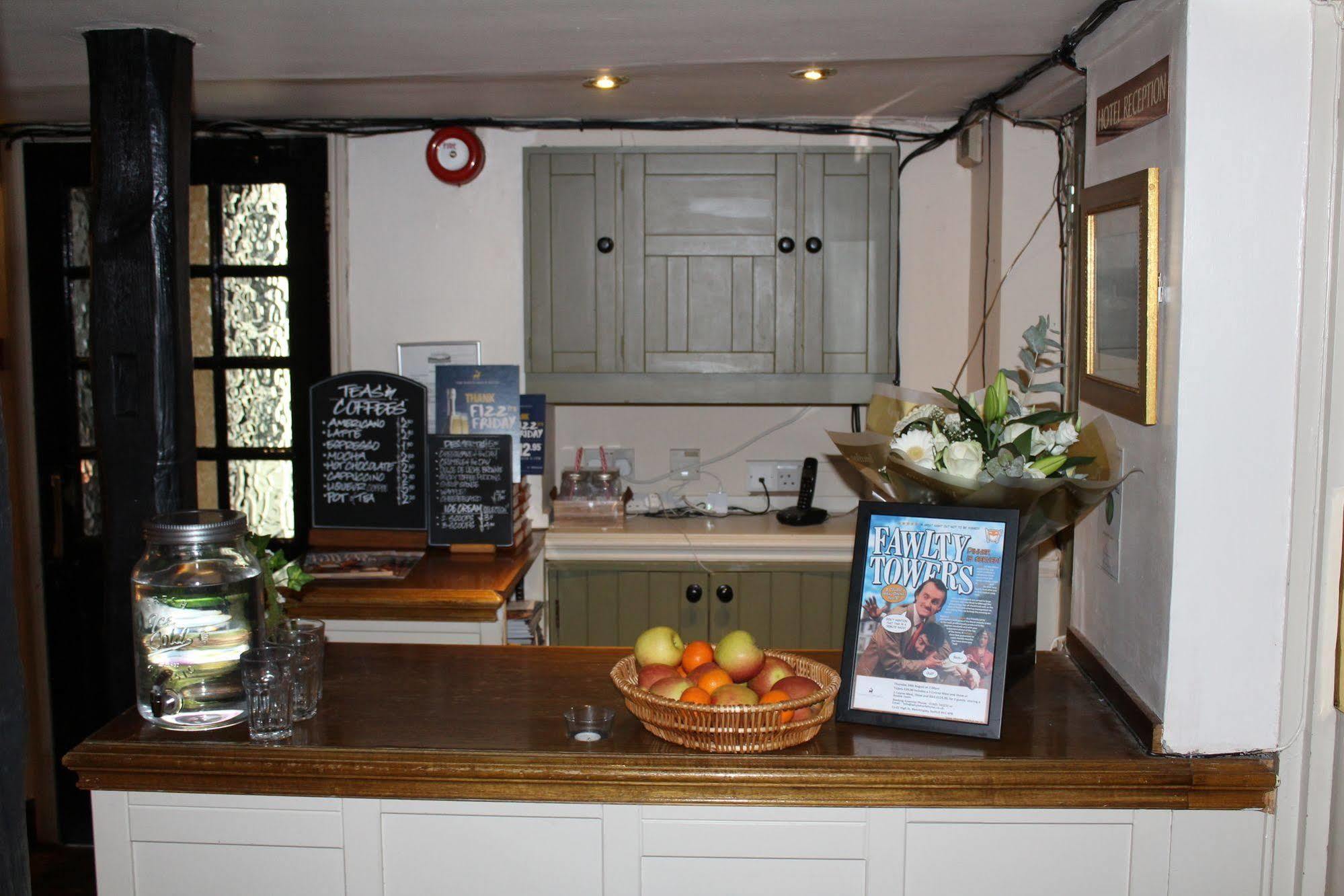 Whyte Harte Hotel Redhill  Dış mekan fotoğraf