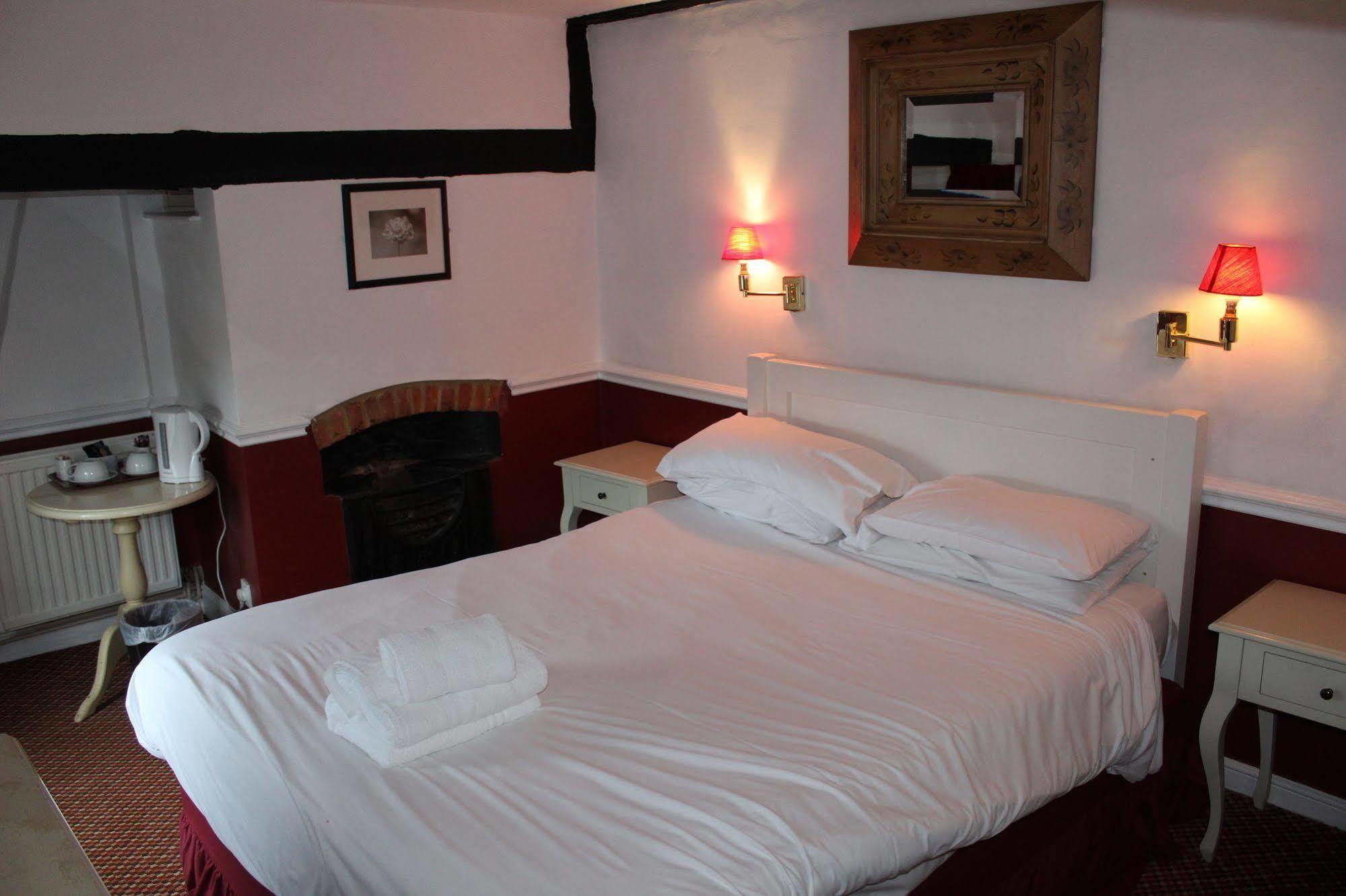 Whyte Harte Hotel Redhill  Dış mekan fotoğraf